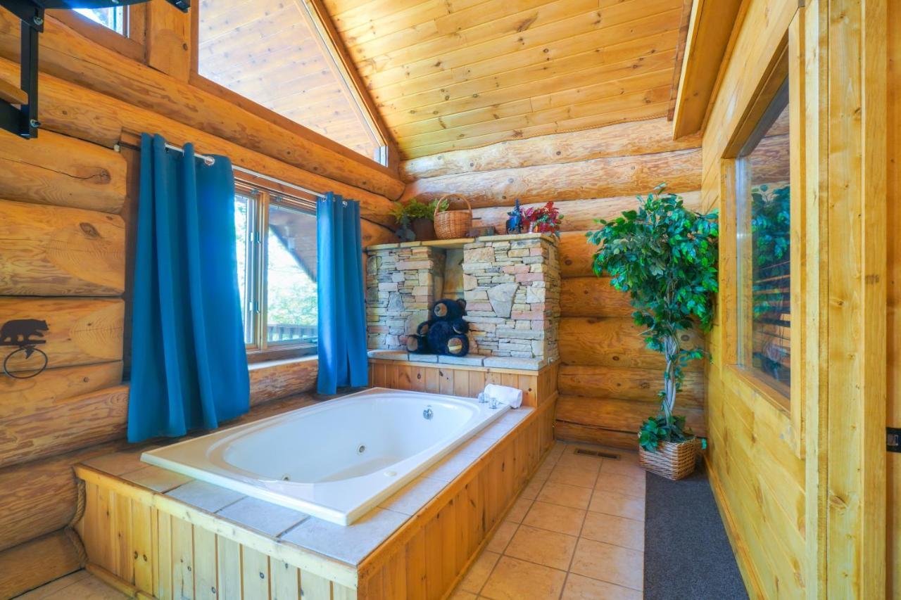Smoky Mountain Vacation Rental Cabin With Hot Tub! Gatlinburg Kültér fotó
