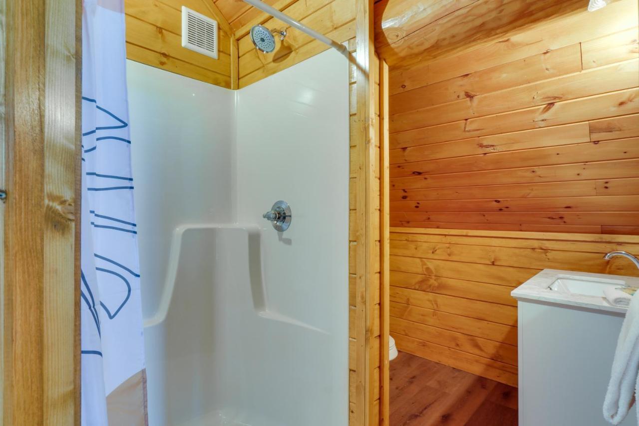 Smoky Mountain Vacation Rental Cabin With Hot Tub! Gatlinburg Kültér fotó